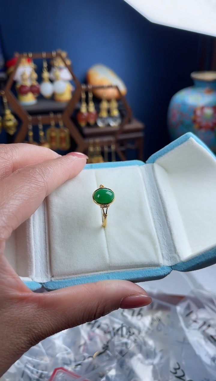 银S925镀金镶嵌挂件翡翠b****u，121126