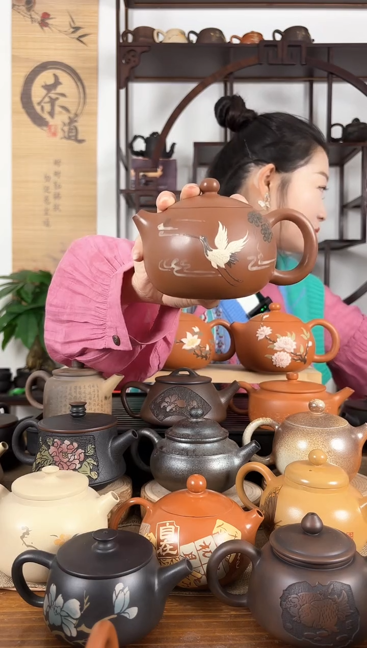 云南建水紫陶茶壶380CC左右微瑕