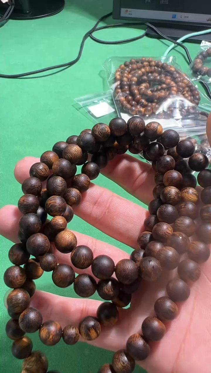 【闪购商品】沉香手串88号43克海南红油多样性发一