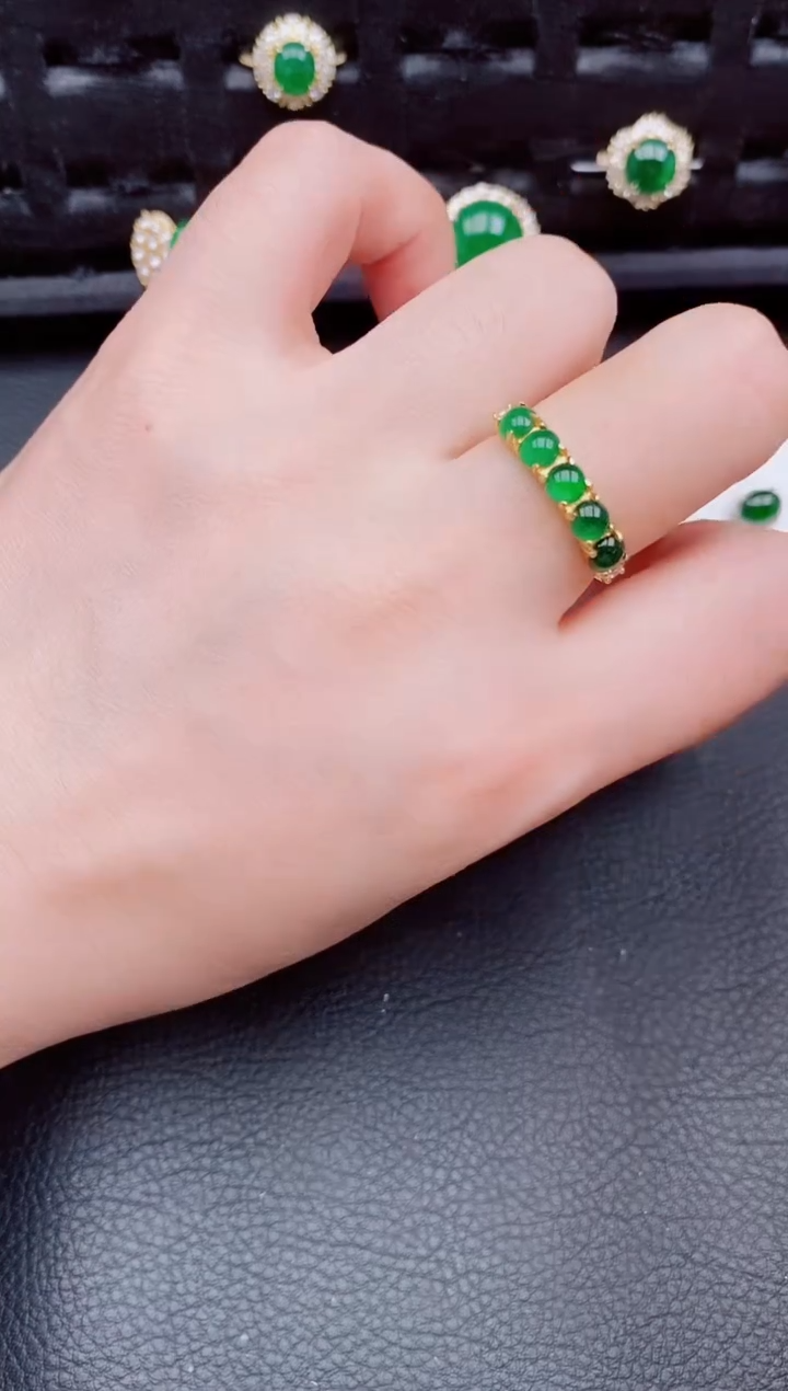 【闪购商品】翡翠戒指银S925镶嵌天然a货翡翠246