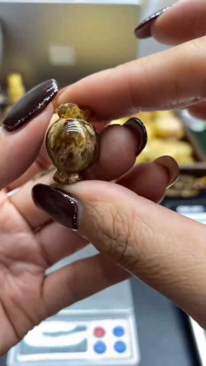 琥珀未镶嵌珠宝奇石1192