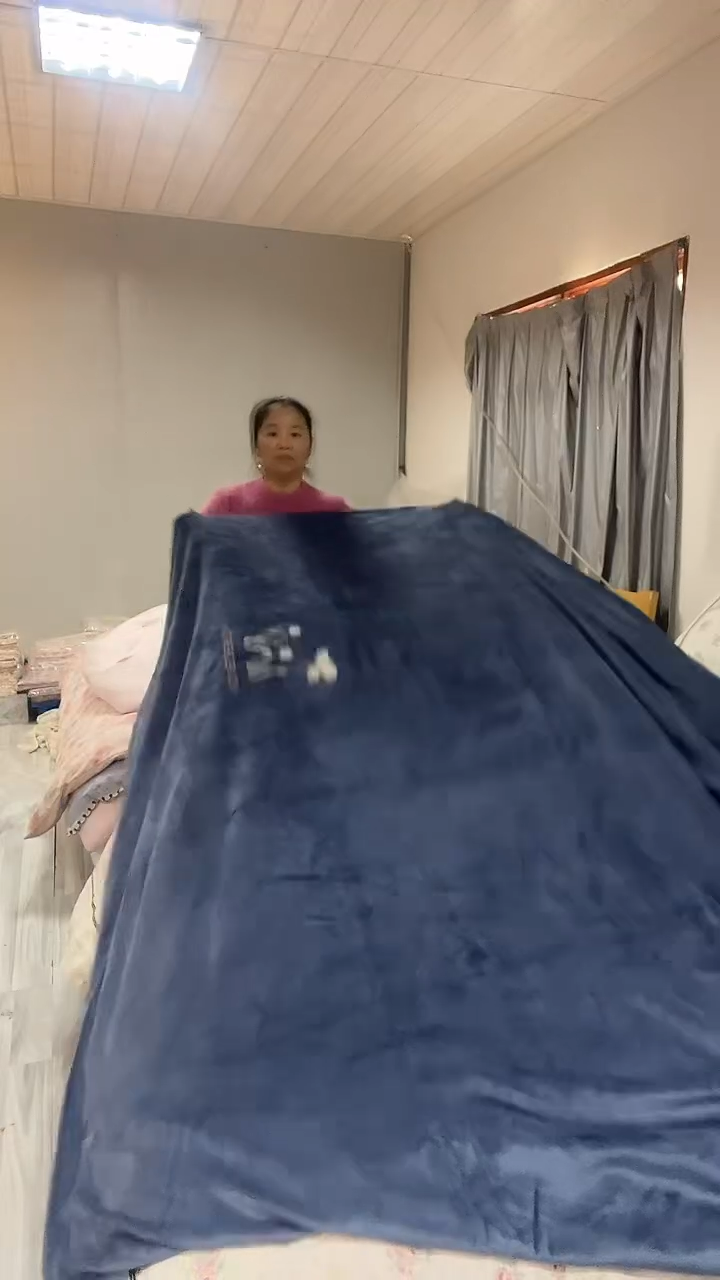 棉棉深蓝色2*2.3绒被套