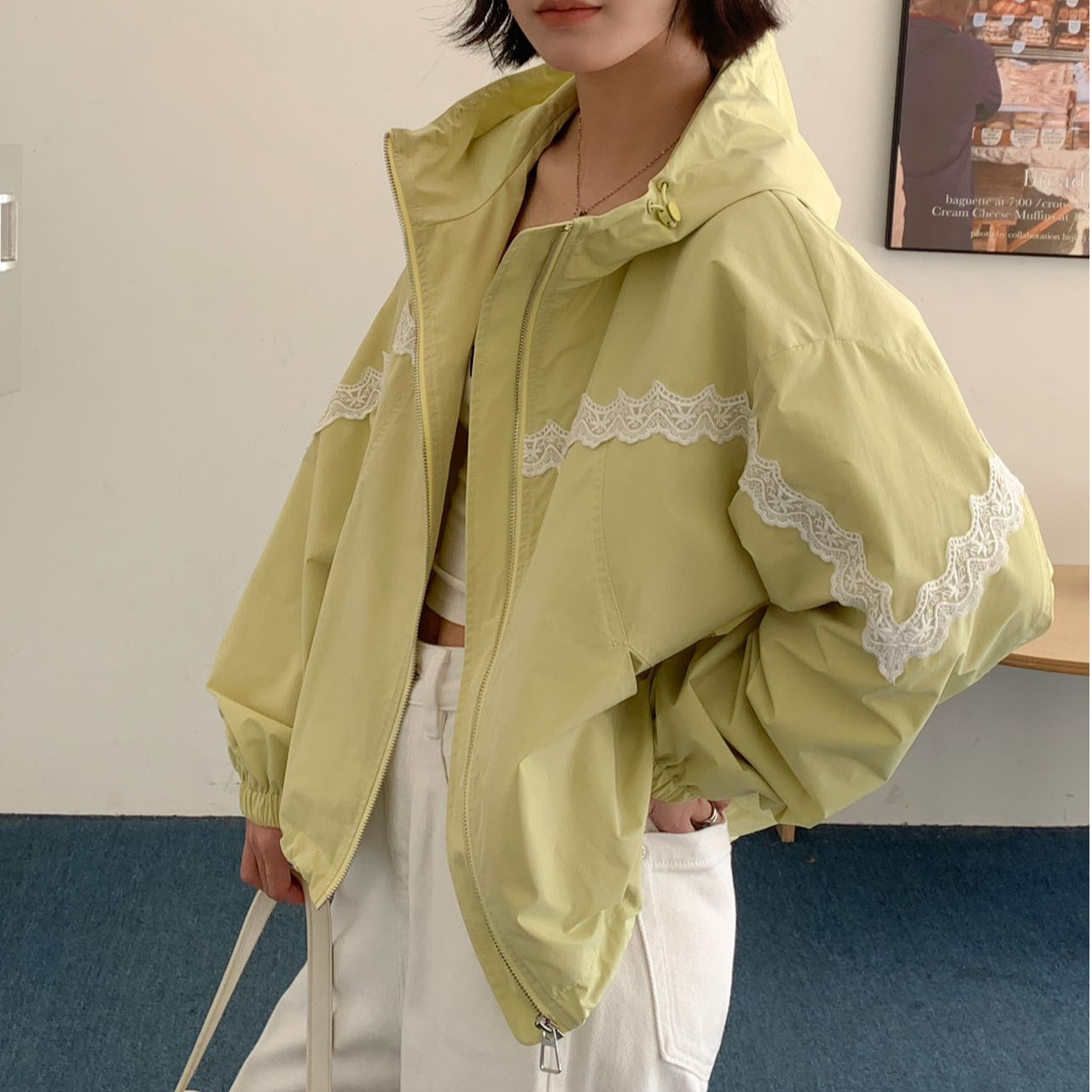 【锦衣服饰】DY 839（39）欧货蕾丝花边拼接连帽短外套