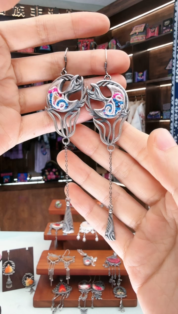 【闪购商品】织绣96蚩梦苗族古绣