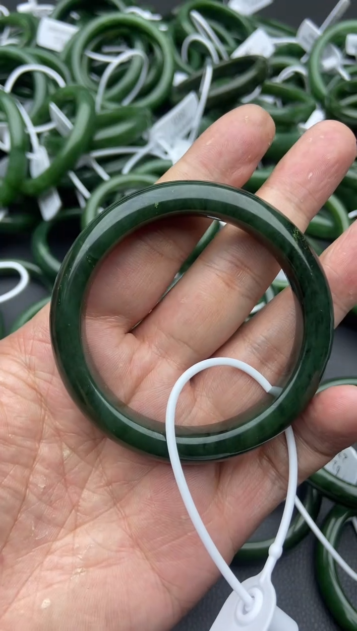 未镶嵌手镯和田玉（碧玉）4-55.3