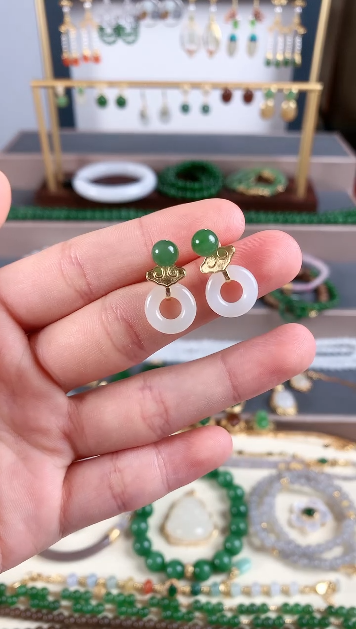 银S925镶嵌和田玉耳饰1