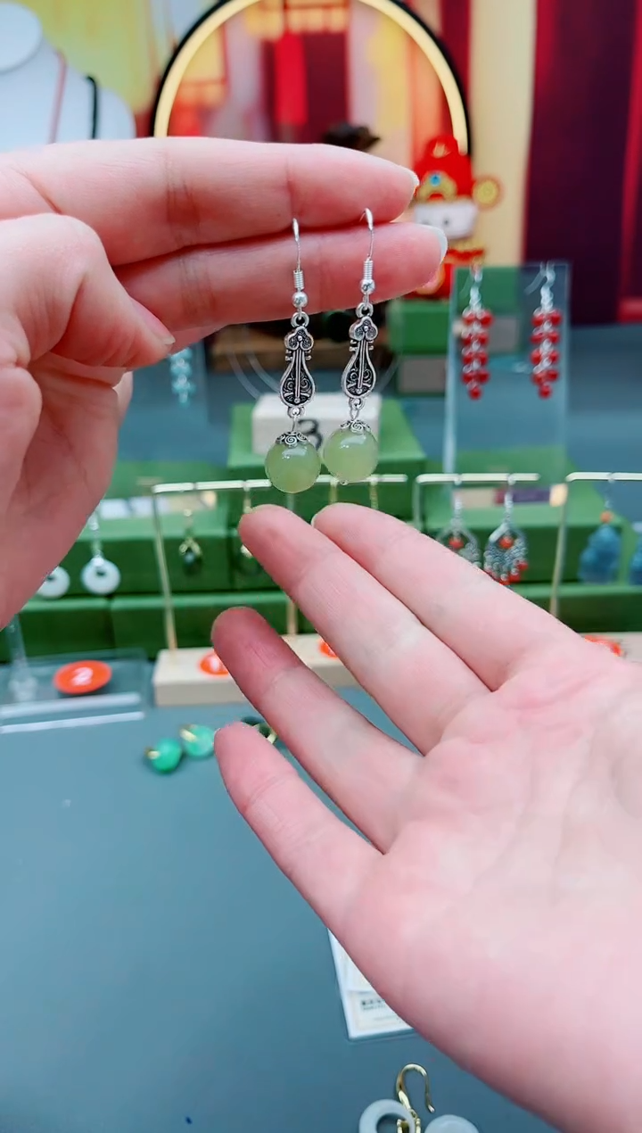 未镶嵌东陵石耳饰2110000