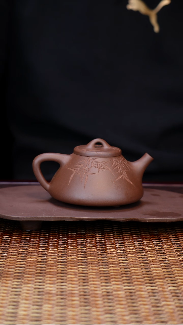 茶壶紫砂汀禾紫砂满刻竹《石瓢》180cc