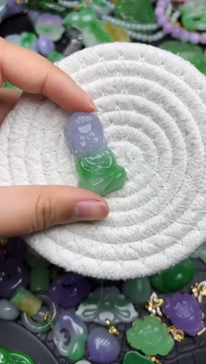 颈饰未镶嵌翡翠缅甸翡翠吊坠