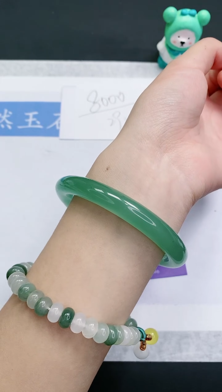 【闪购商品】石英质玉手镯未镶嵌D265-56+