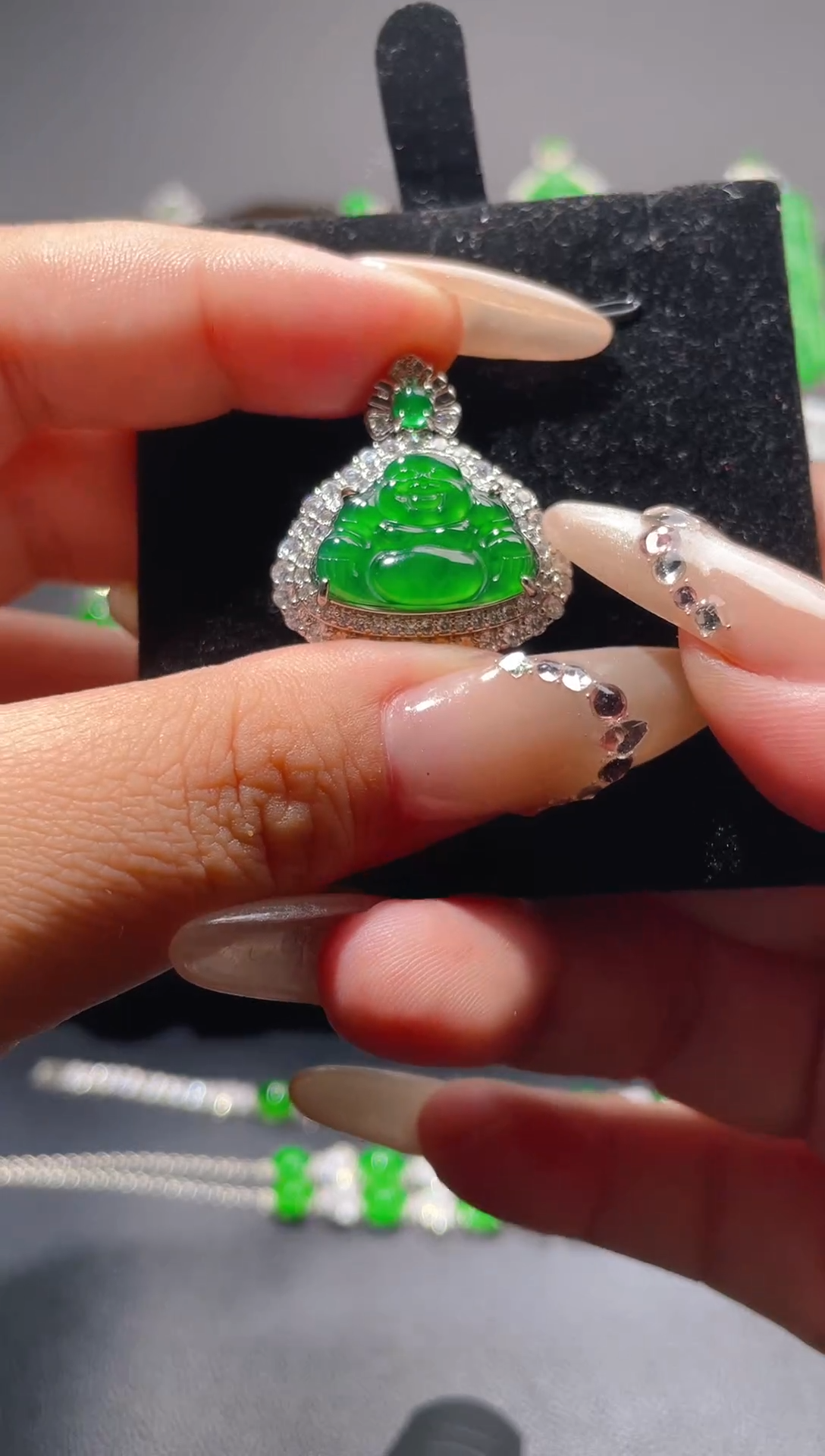 【闪购商品】翡翠颈饰未镶嵌天然A货翡翠