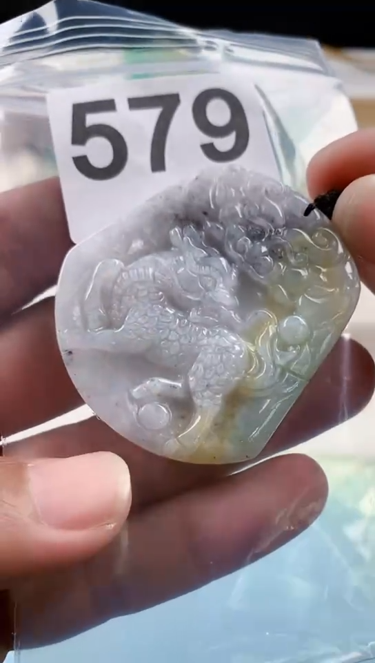 【闪购商品】翡翠颈饰未镶嵌天然翡翠吊坠挂件