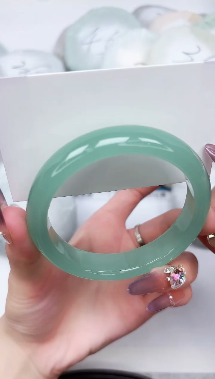 石英质玉手镯未镶嵌4-60.3