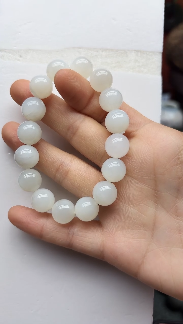 未镶嵌手链和田玉嗷****d03