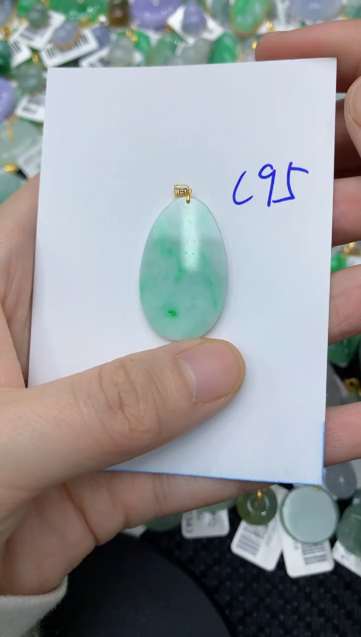 【闪购商品】翡翠颈饰18K金镶嵌111111111111