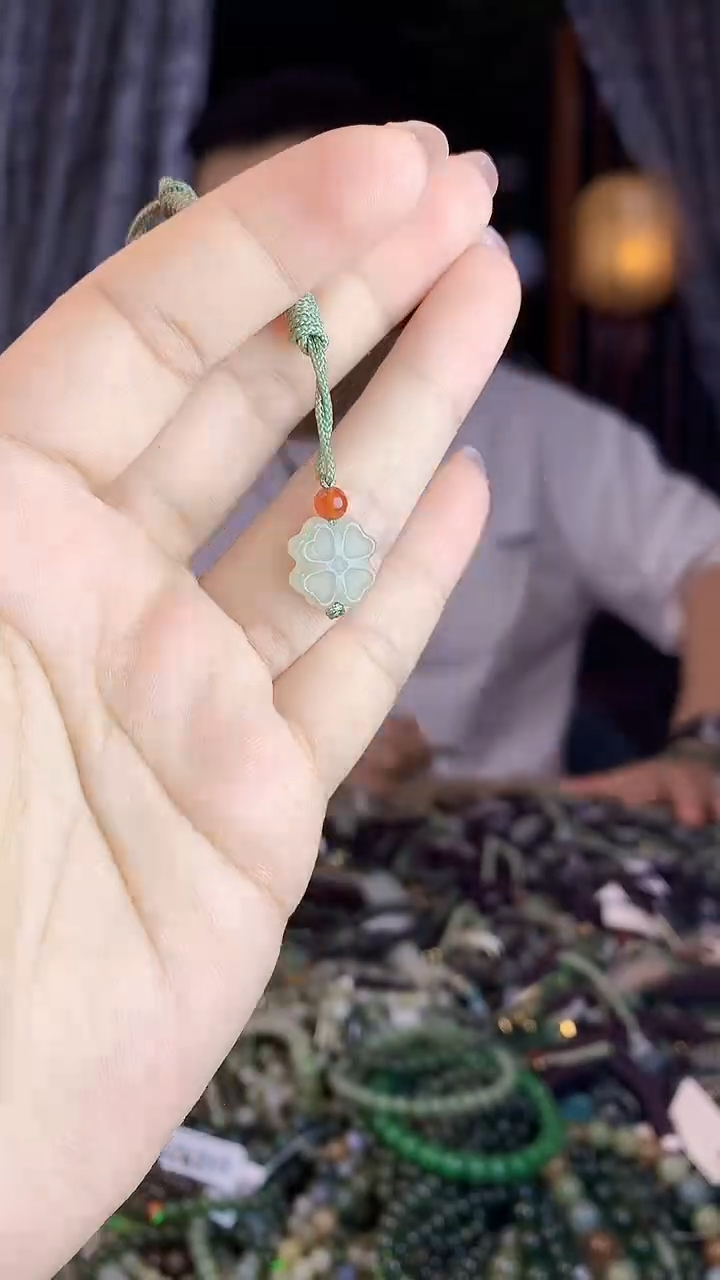 和田玉未镶嵌挂件多样性发货拍一发一