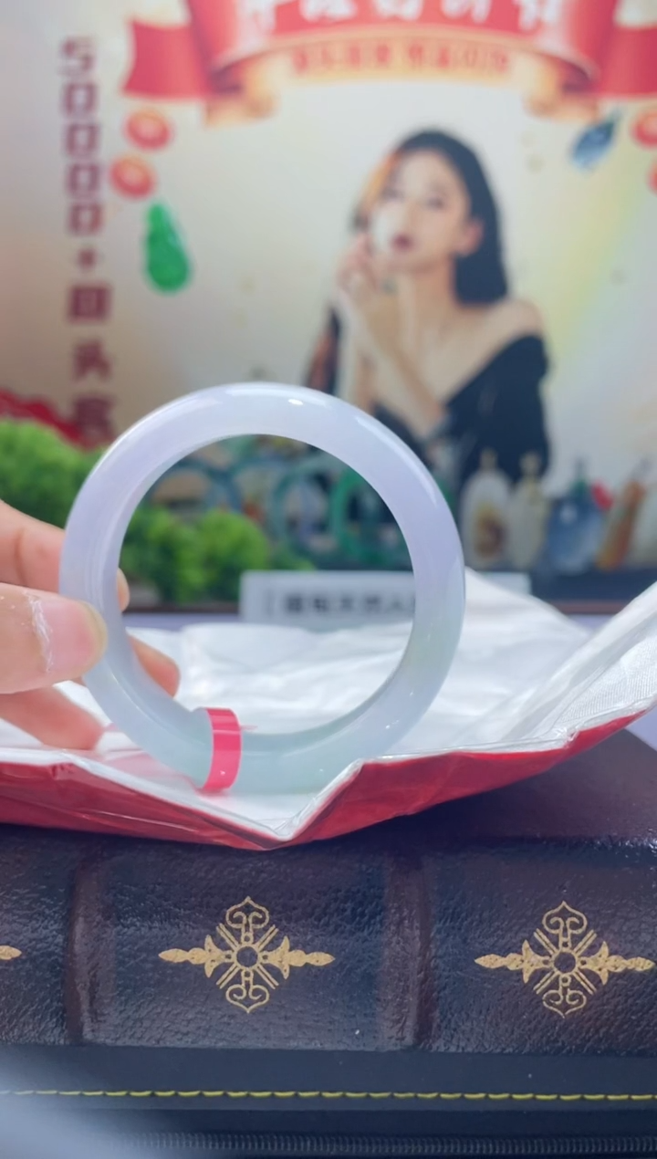 【闪购商品】翡翠手镯未镶嵌手镯1