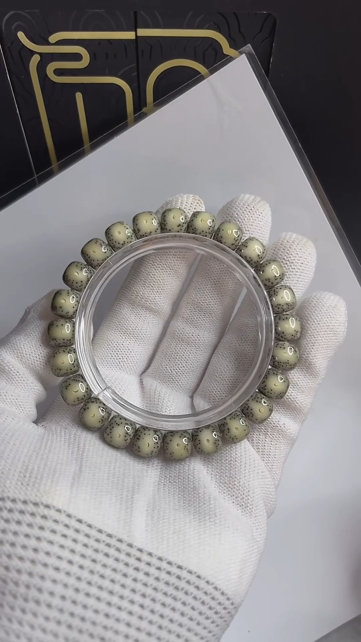 手串星月菩提小驼包9+.a605