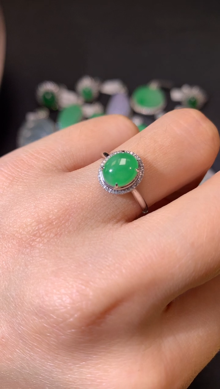 翡翠18K金镶嵌吊坠(不含链)戒指