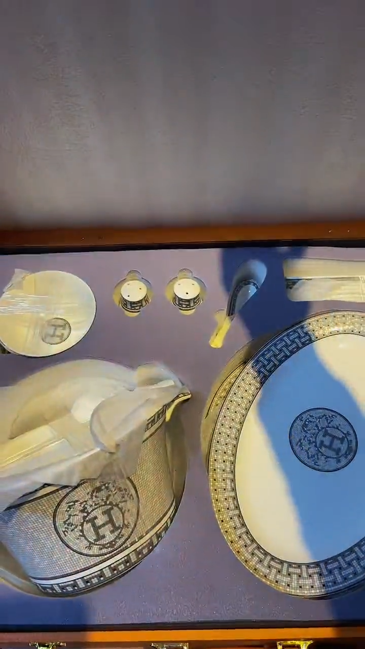 【闪购商品】鸿辉家品牌瓷器，京东包邮！