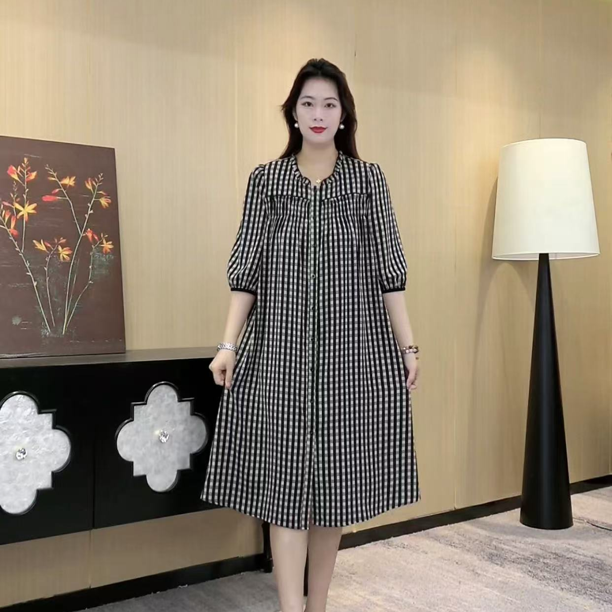 2025年薇姐大码显瘦女装春夏季爆款宽松遮肚时髦裙子短袖连衣裙