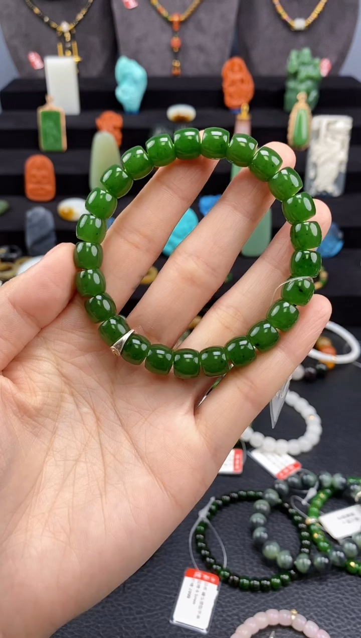 【闪购商品】和田玉-未镶嵌9mm碧玉极限弧手串