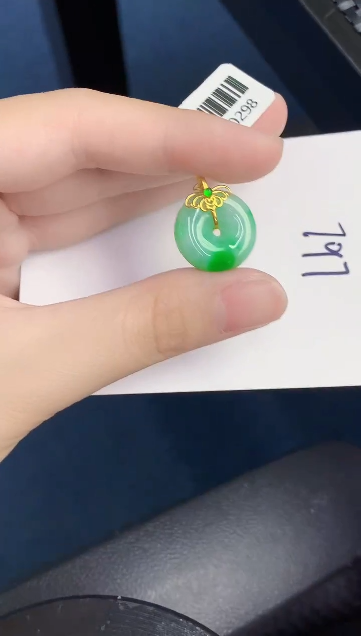 【闪购商品】翡翠颈饰18K金镶嵌000000000