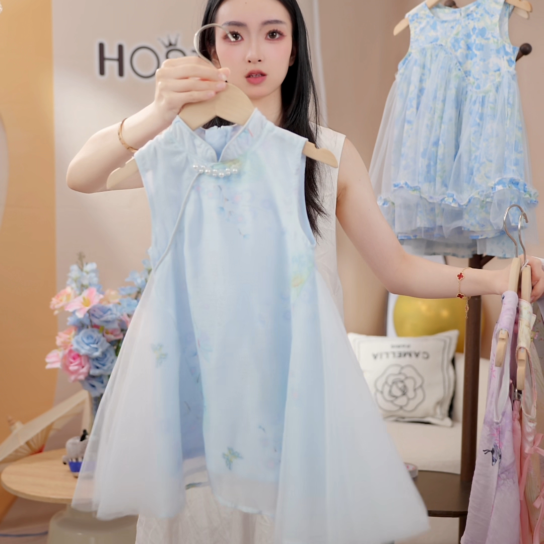 【皇室童缘】2025夏季新中式蓝色盘扣连衣裙