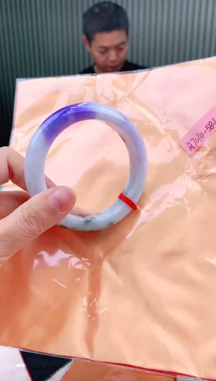 未镶嵌手镯翡翠58