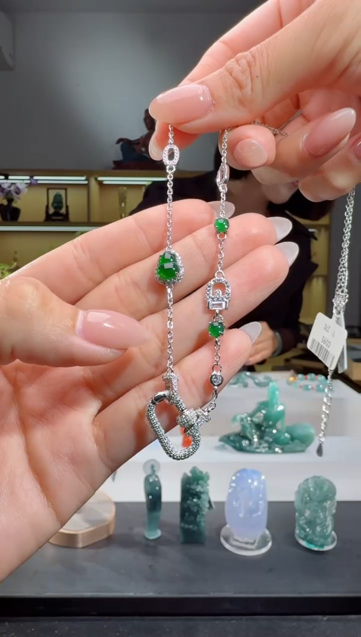 项链银S925镶嵌翡翠项链