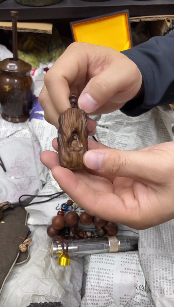 【闪购商品】大叶紫檀（黑酸枝木类） 