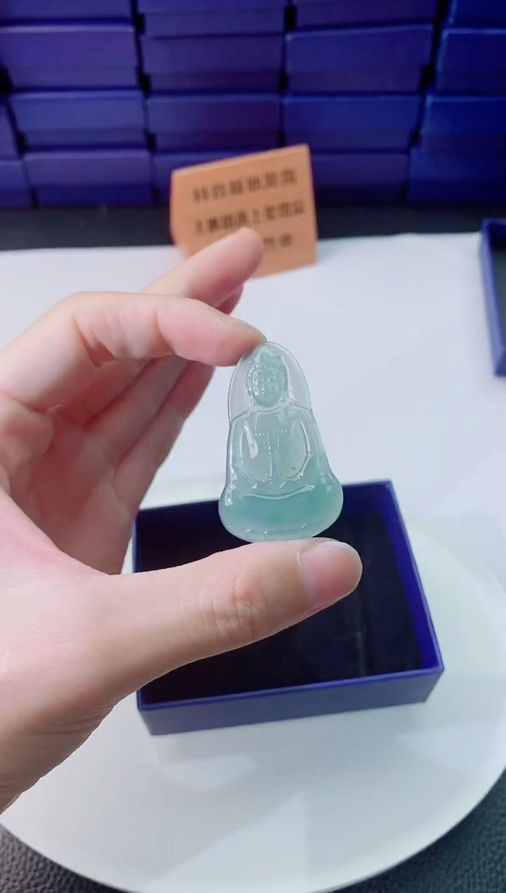 翡翠未镶嵌颈饰1111111111