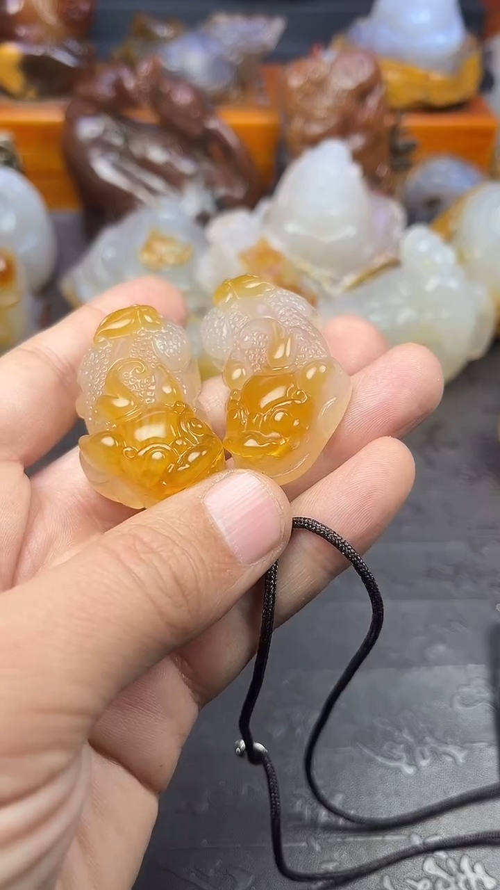 【闪购商品】玛瑙/玉髓吊坠未镶嵌1