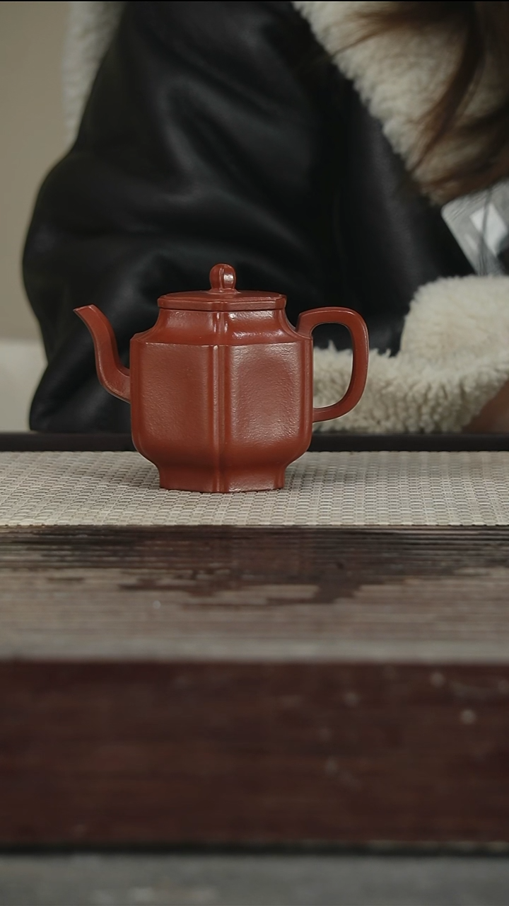 茶壶紫砂69号200CC