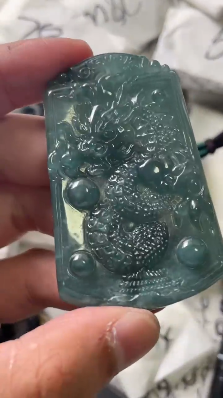 颈饰未镶嵌翡翠8