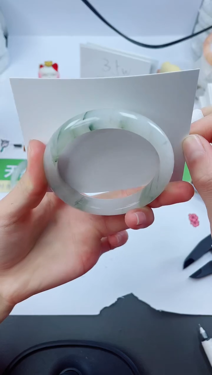 【闪购商品】石英质玉手镯未镶嵌117-56.8