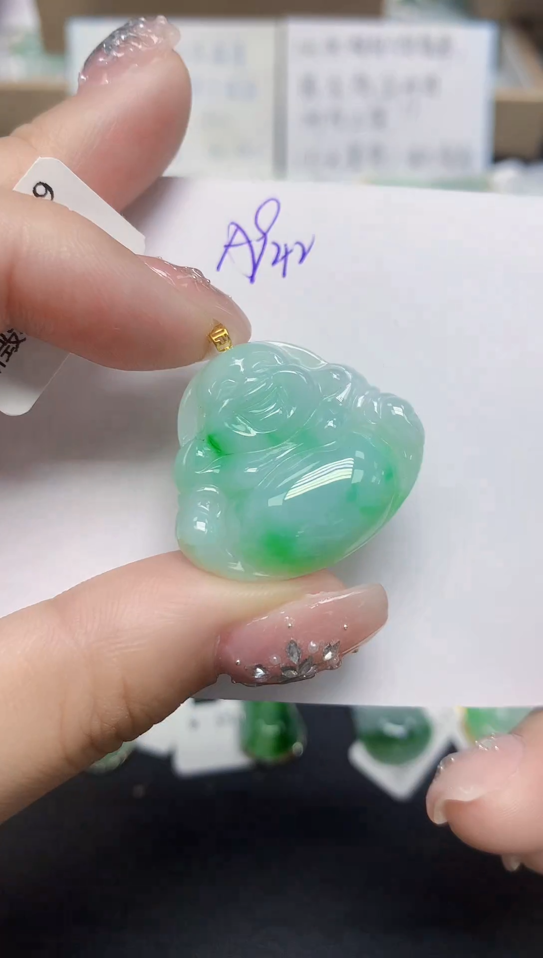 颈饰18K金镶嵌翡翠天然缅甸翡翠A货翡翠百元以上9元证书费自理