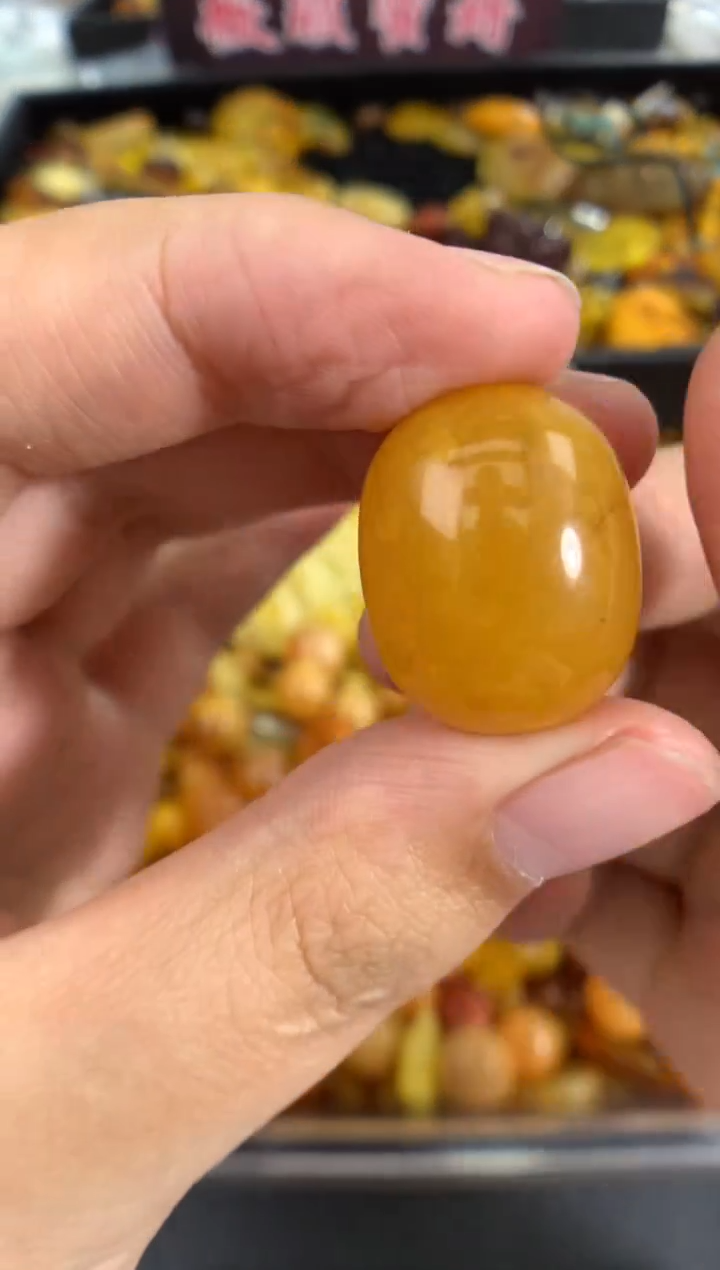 蜜蜡未镶嵌珠宝奇石1