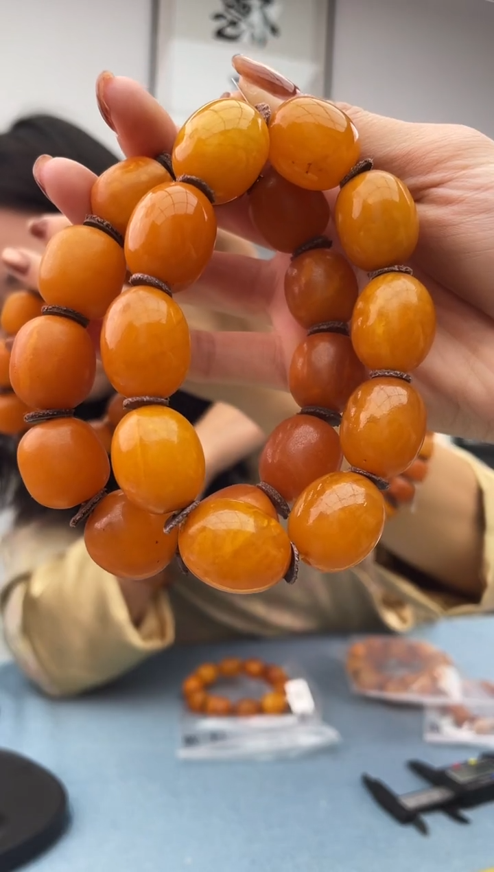 【闪购商品】蜜蜡珠宝奇石未镶嵌046，微瑕假一罚十多样性发其一