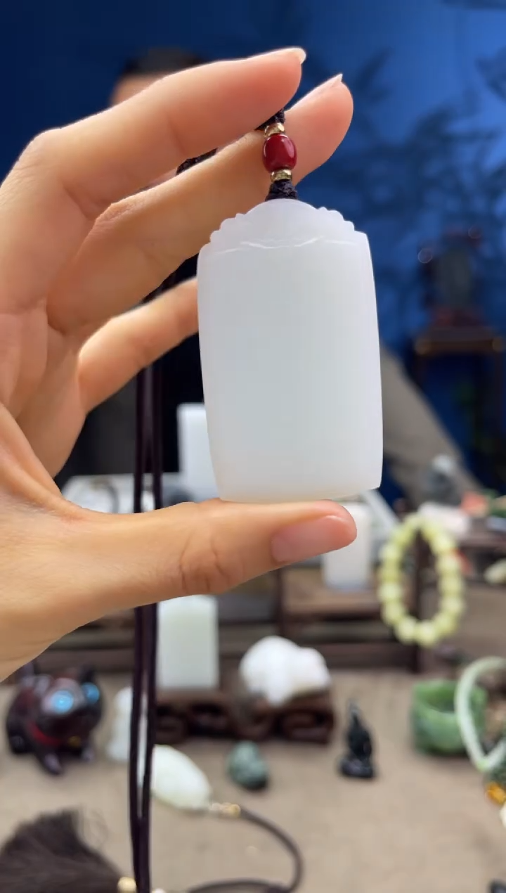 【闪购商品】和田玉颈饰未镶嵌1