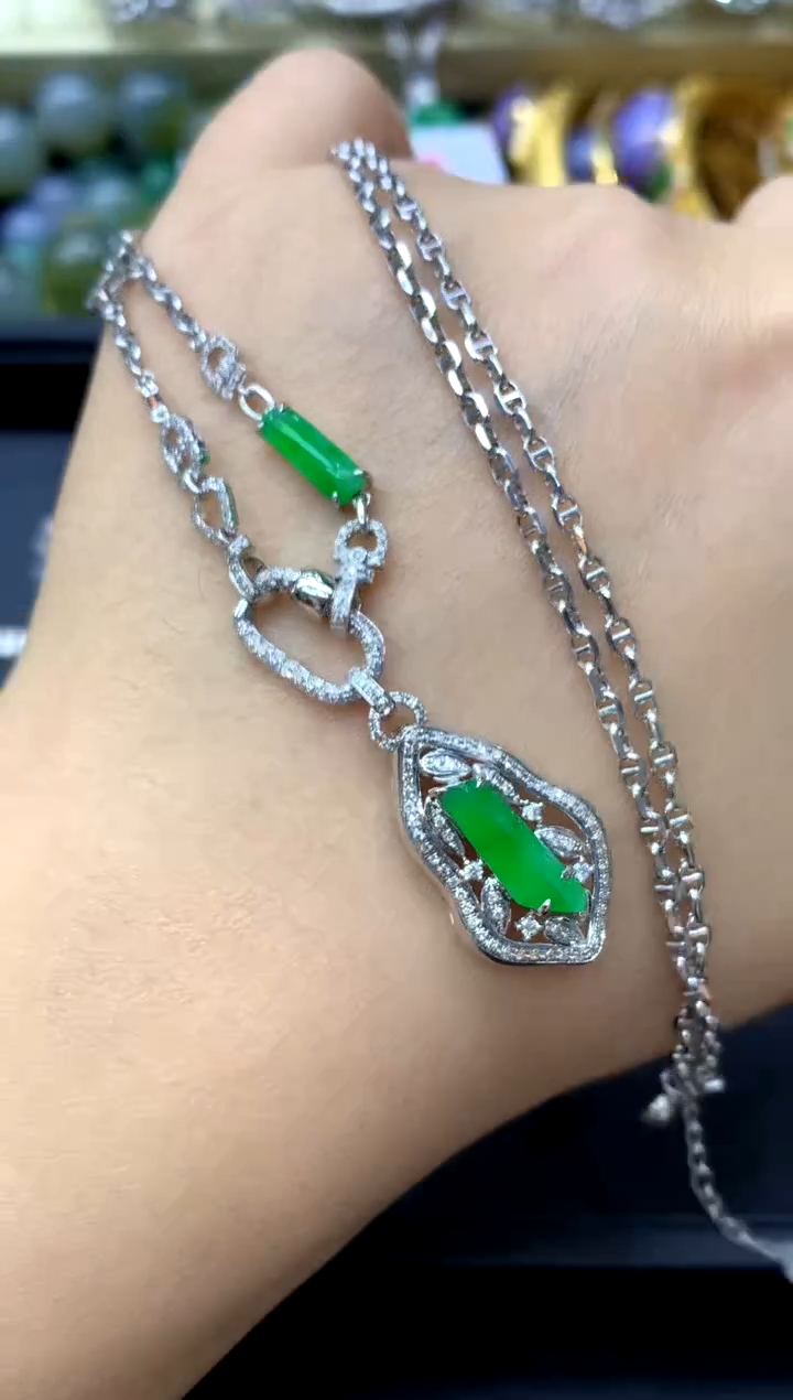 颈饰18K金镶嵌翡翠513-中国好珍宝