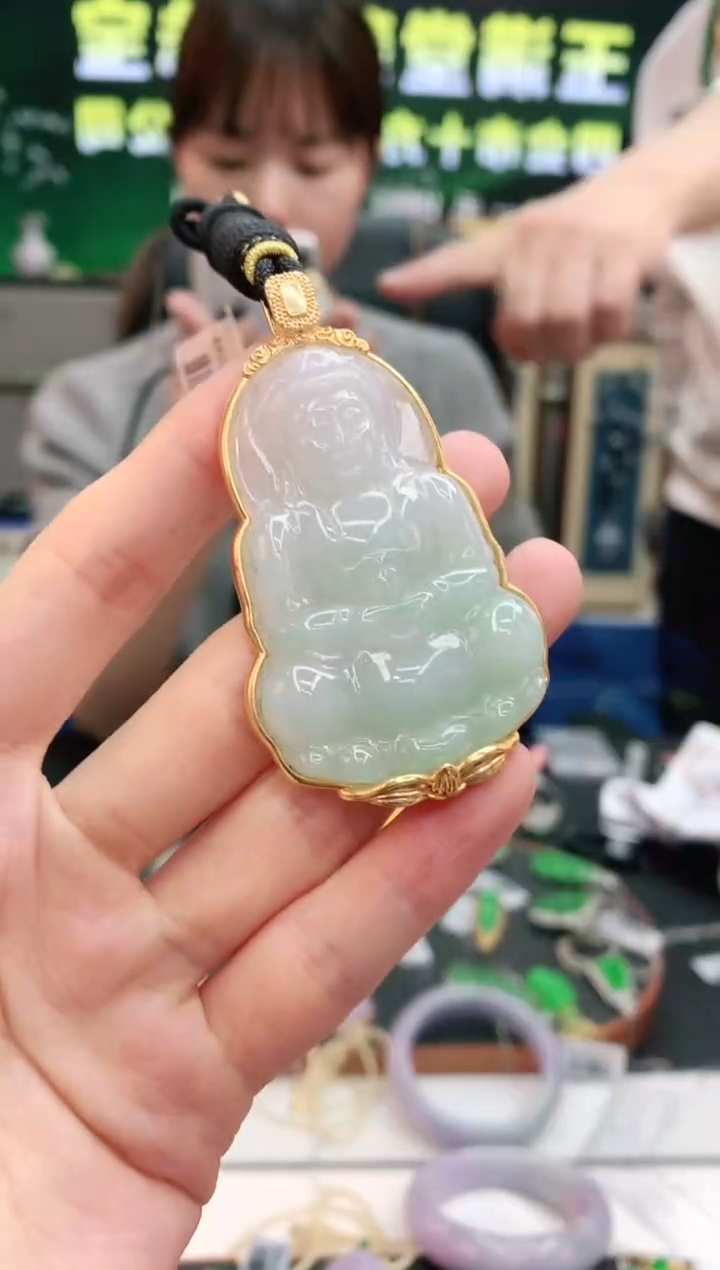 【闪购商品】翡翠颈饰18K金镶嵌赠礼盒证书 小君