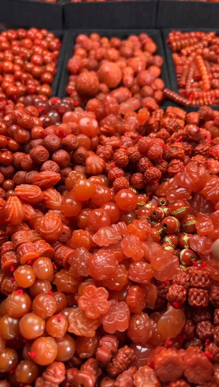【闪购商品】南红玛瑙未镶嵌颈饰1