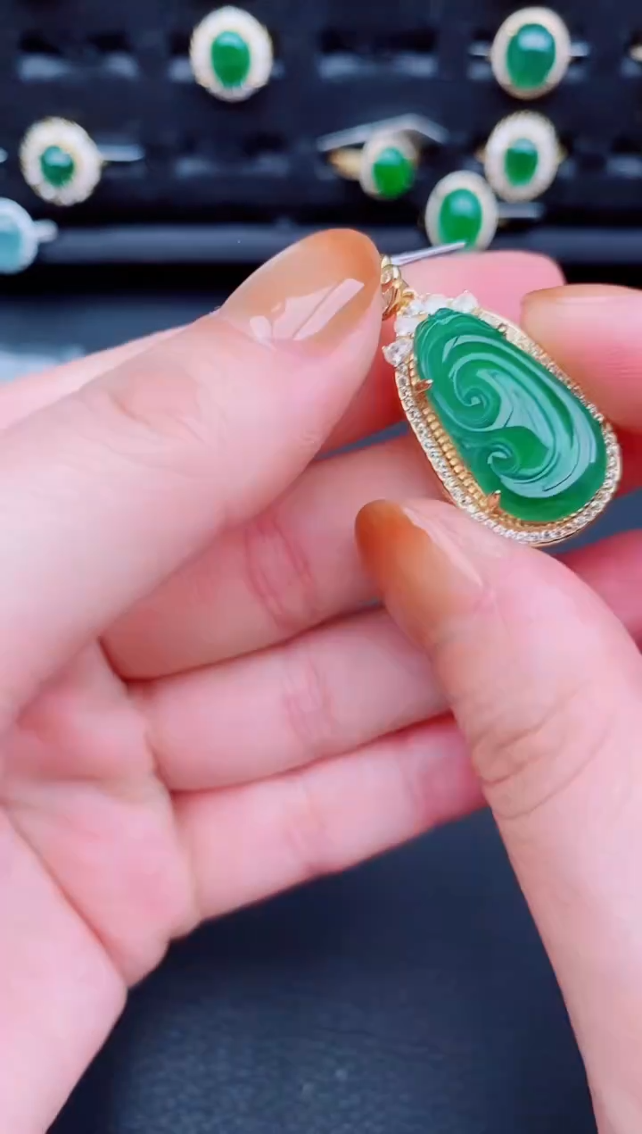 【闪购商品】翡翠颈饰银S925镶嵌天然a货翡翠263