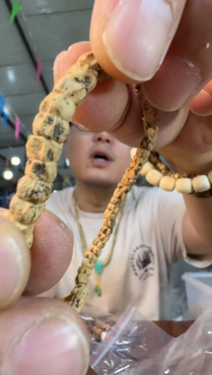 柏香籽/百香籽手串X8实物为准