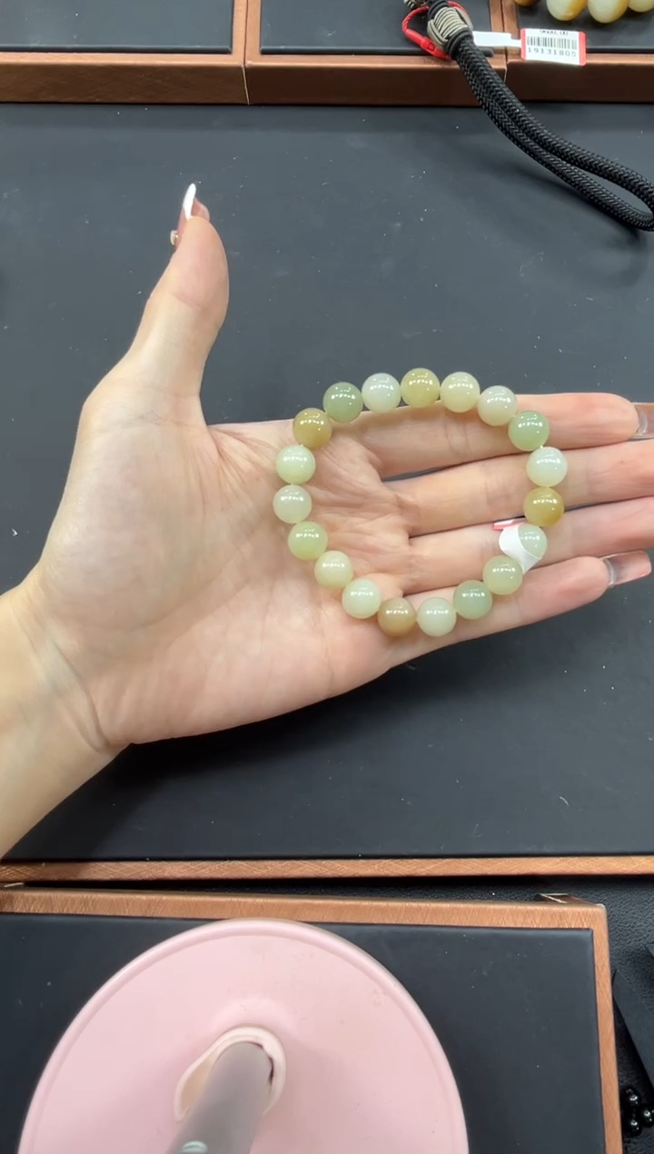 【闪购商品】和田玉手串未镶嵌且末微色差迪克兰卡10手串