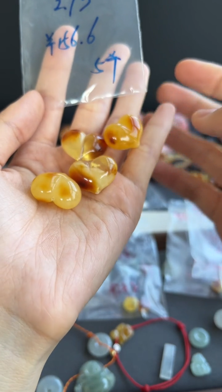 蜜蜡颈饰未镶嵌320号买断多样性发一