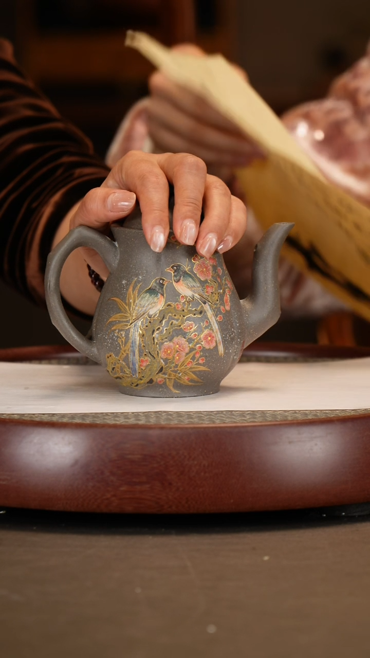 【闪购商品】紫砂茶壶【曹秀芬】青灰段咏梅  350CC