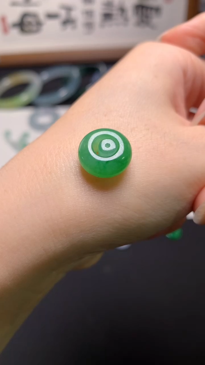 未镶嵌定制翡翠小**? 0500883727 尾款11