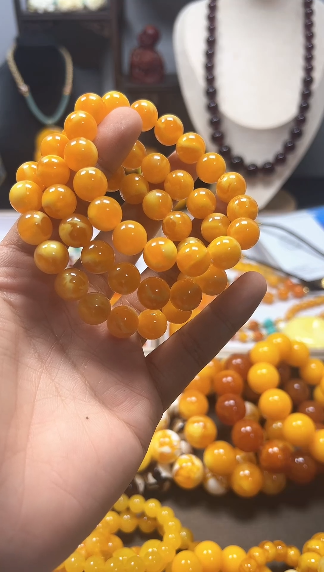 未镶嵌琥珀手链俄料胶皮料鸡油红单圈12mm手串